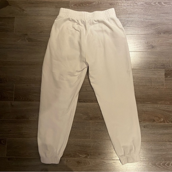 White sweatpants - Picture 3 of 4
